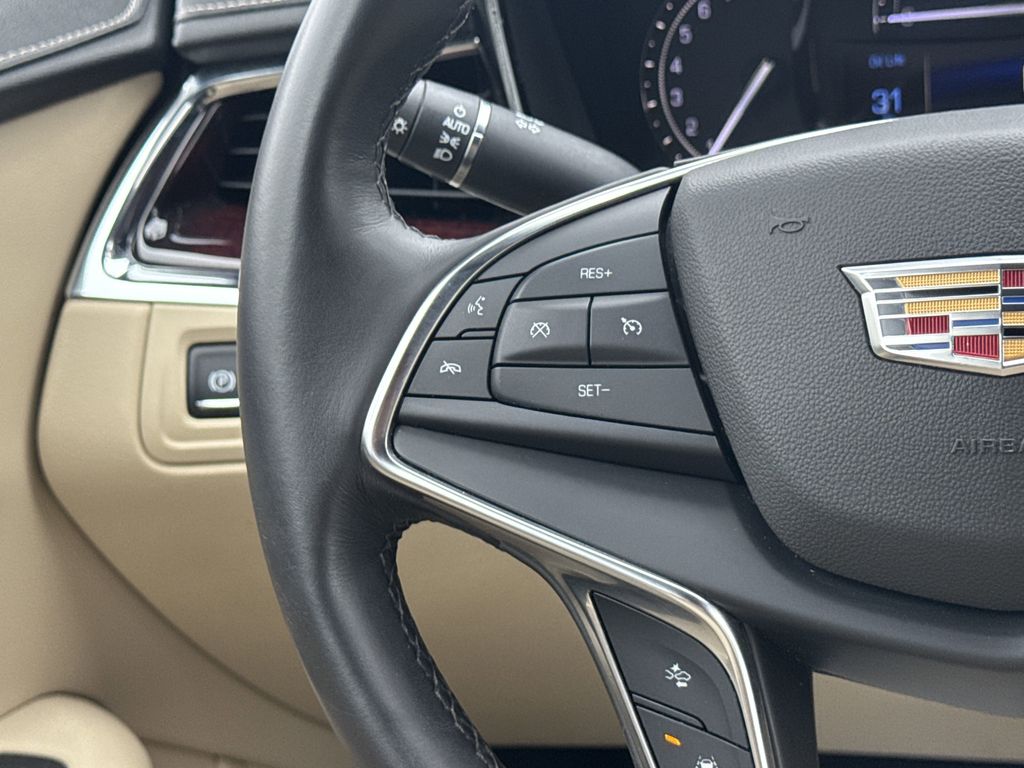 Vehicle image 20 of 30