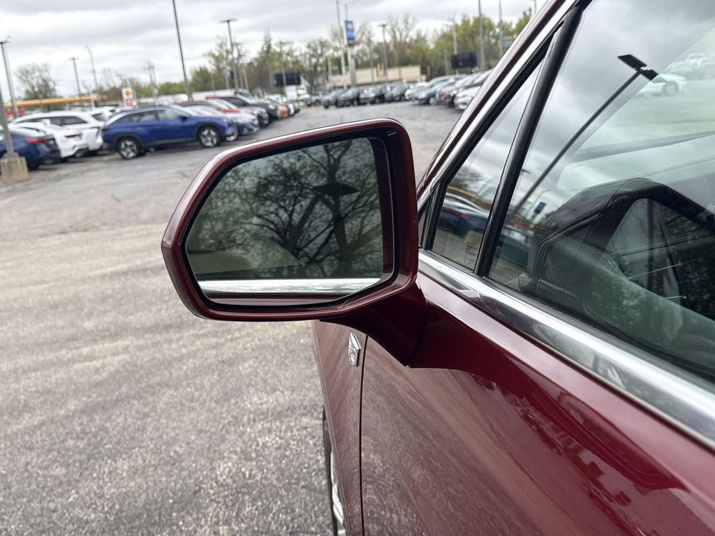 Vehicle image 11 of 30
