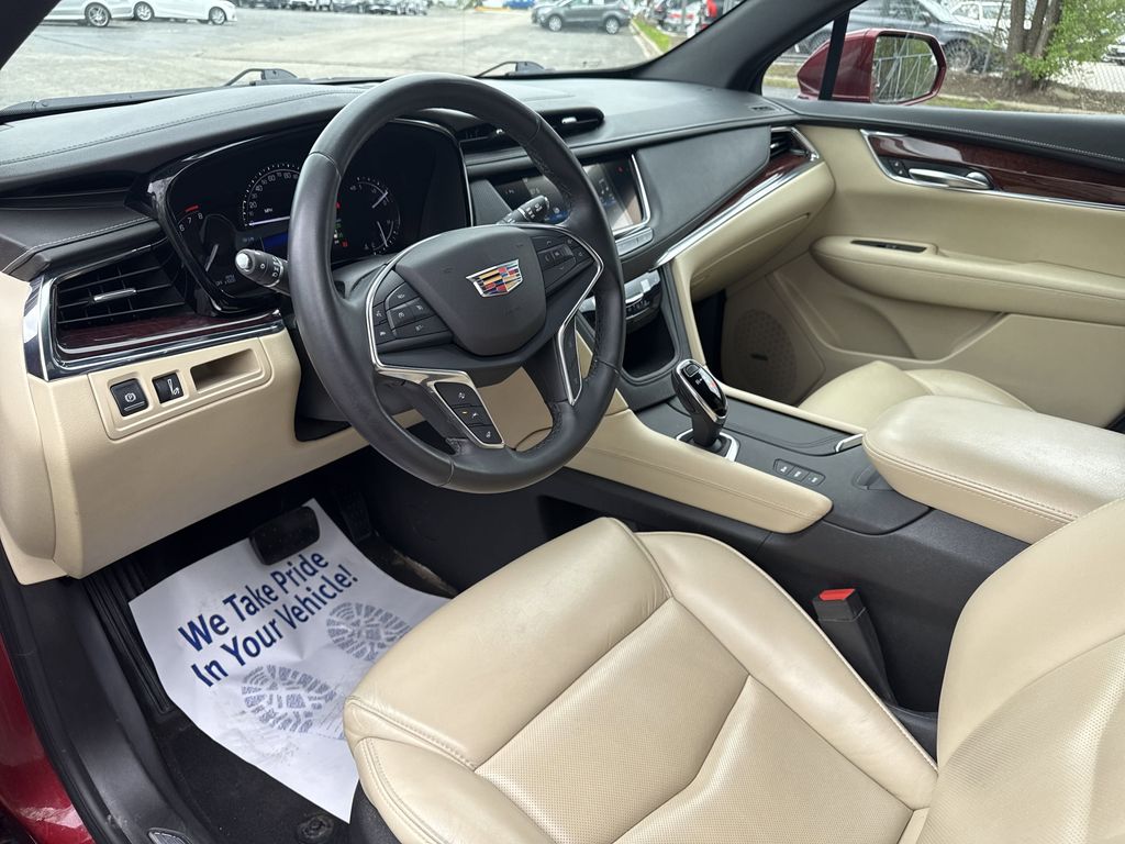 Vehicle image 15 of 30