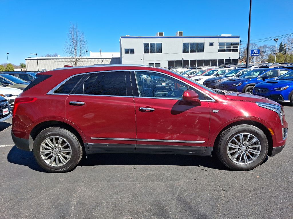 Vehicle image 6 of 33
