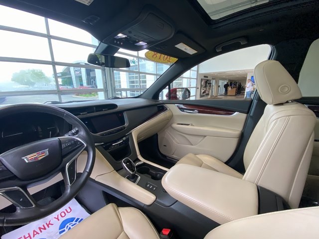 Vehicle image 14 of 24