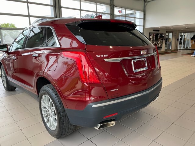Vehicle image 6 of 24