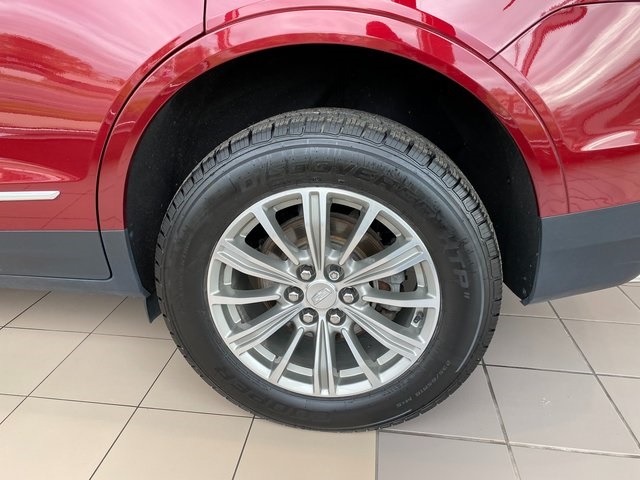 Vehicle image 18 of 24