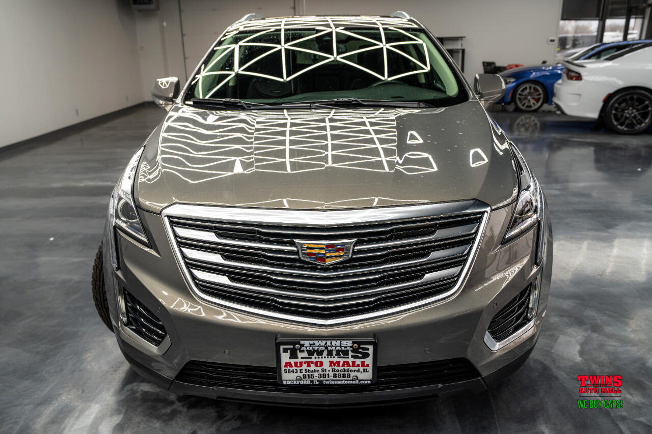 Vehicle image 9 of 32