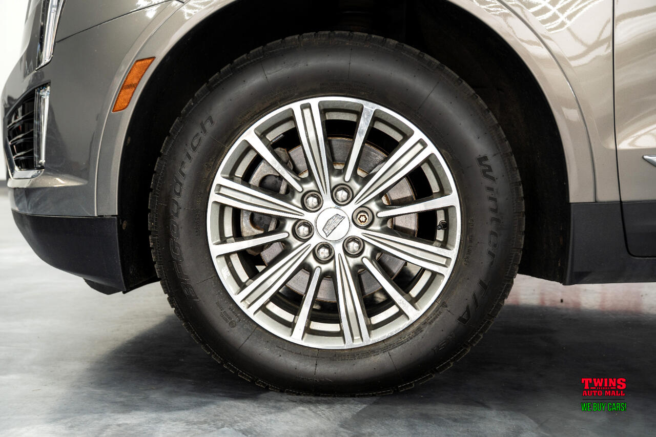 Vehicle image 29 of 32