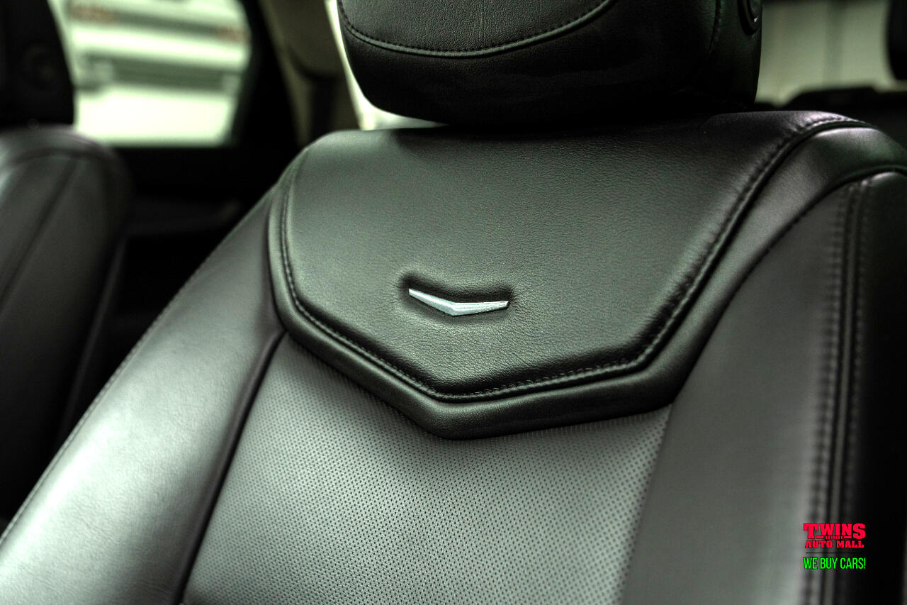 Vehicle image 27 of 32