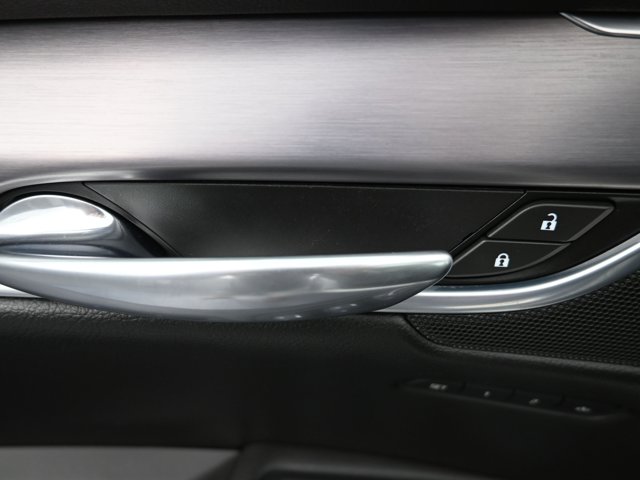 Vehicle image 23 of 62