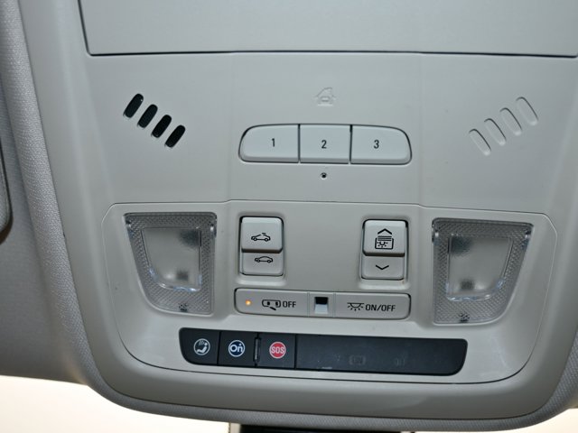 Vehicle image 48 of 62