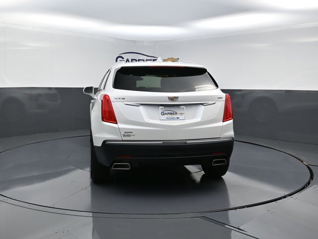 Vehicle image 13 of 62