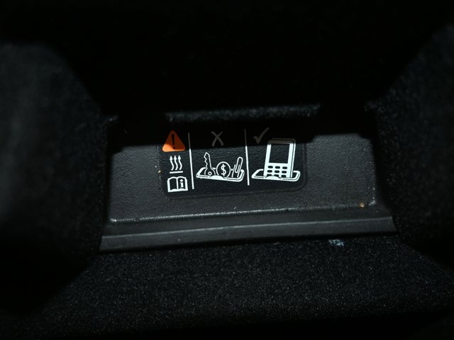 Vehicle image 46 of 62