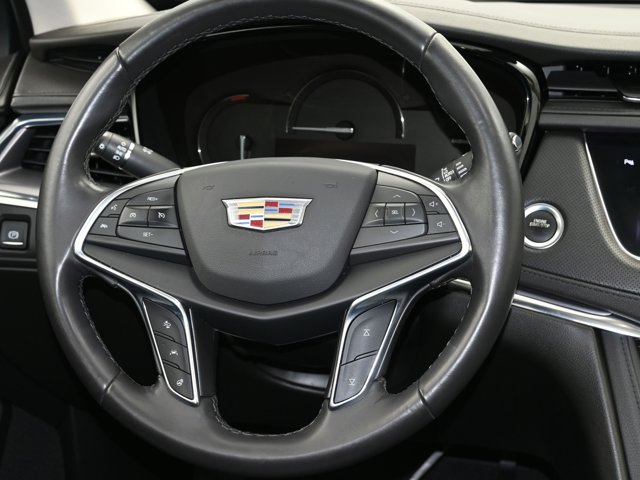 Vehicle image 17 of 62