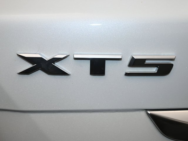 Vehicle image 58 of 62