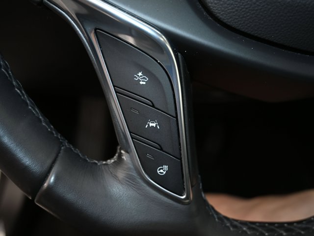 Vehicle image 30 of 62