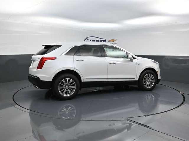 Vehicle image 10 of 62