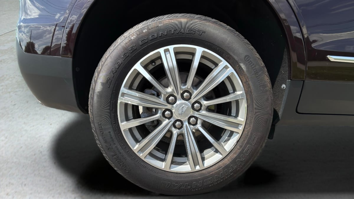 Vehicle image 9 of 29