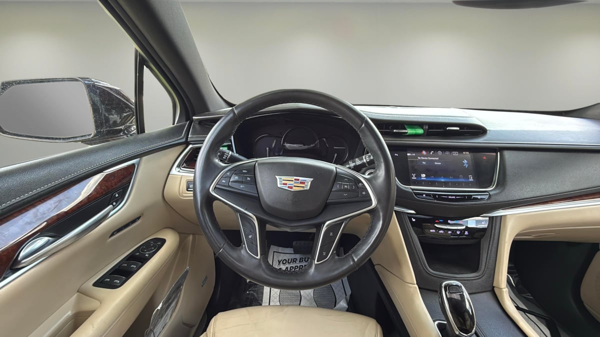 Vehicle image 17 of 29