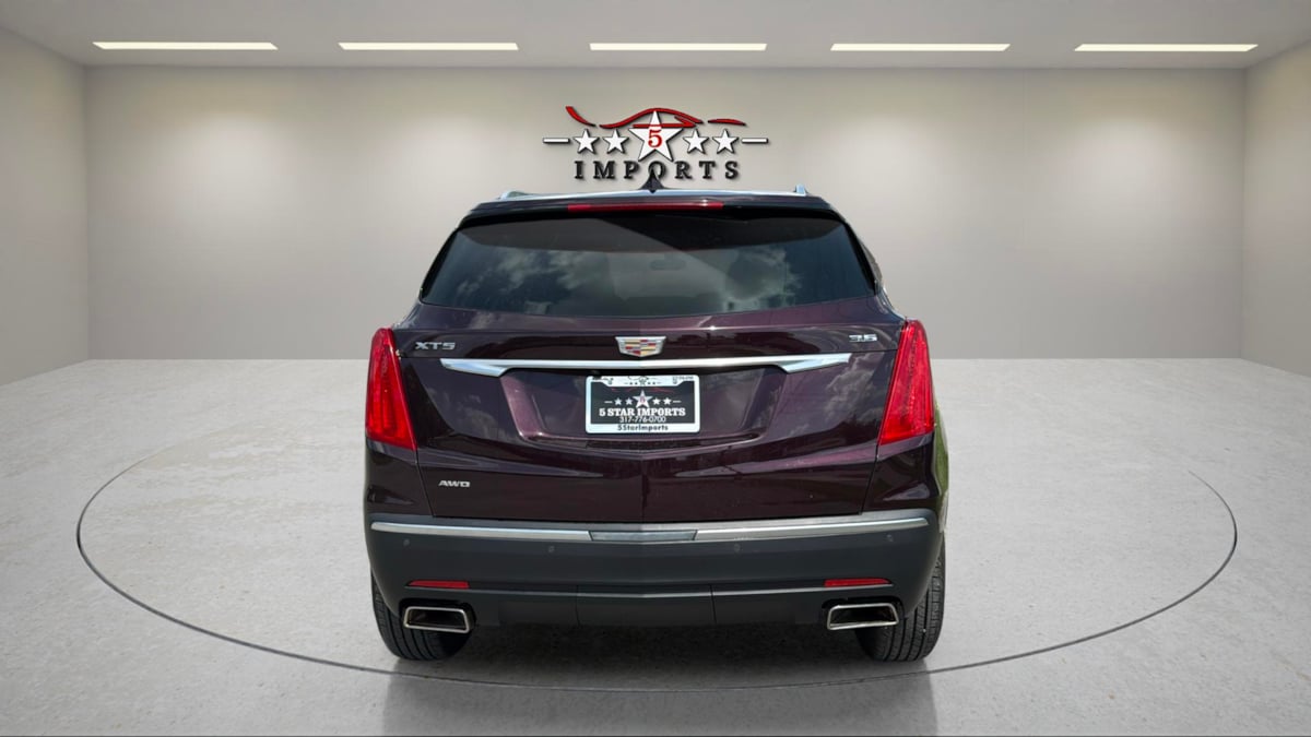 Vehicle image 28 of 29