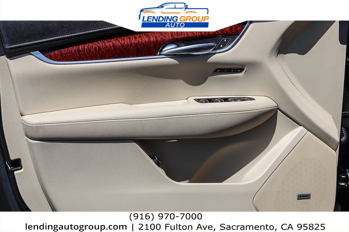 Vehicle image 18 of 26
