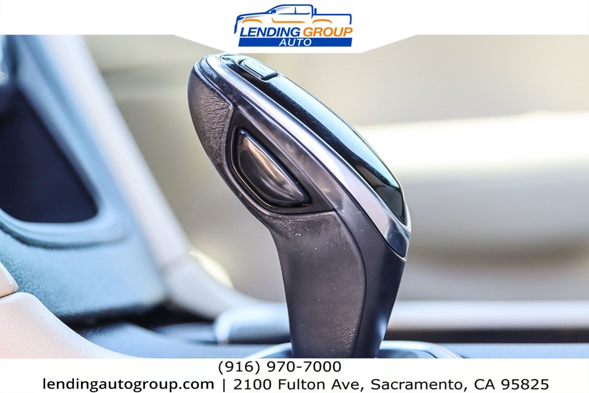 Vehicle image 20 of 26