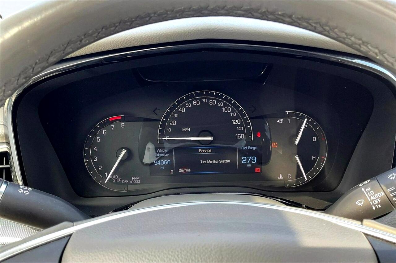 Vehicle image 22 of 36