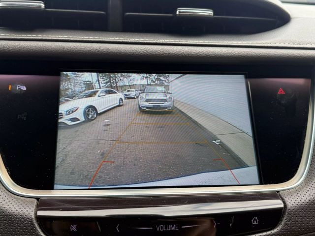 Vehicle image 22 of 34