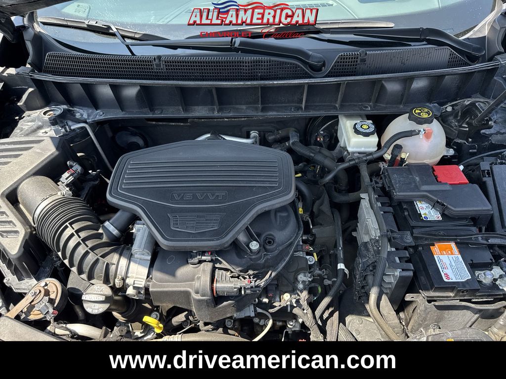Vehicle image 10 of 33
