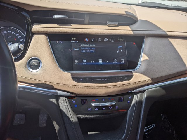 Vehicle image 23 of 40