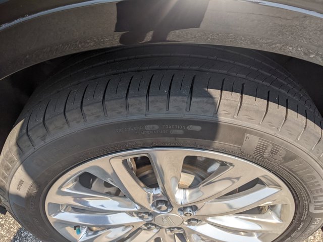 Vehicle image 12 of 40