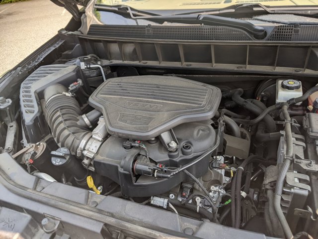 Vehicle image 10 of 40