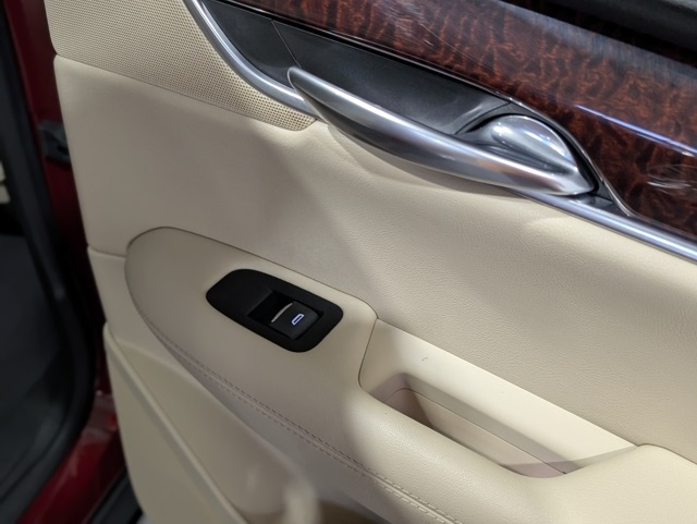 Vehicle image 28 of 35
