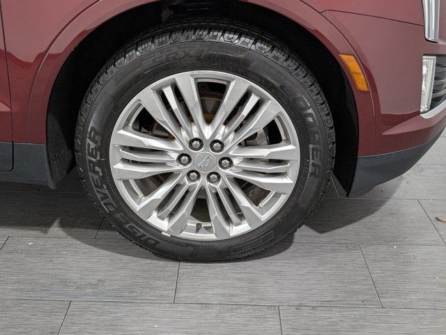 Vehicle image 32 of 35