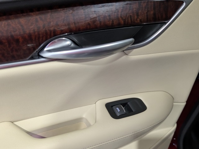 Vehicle image 23 of 35