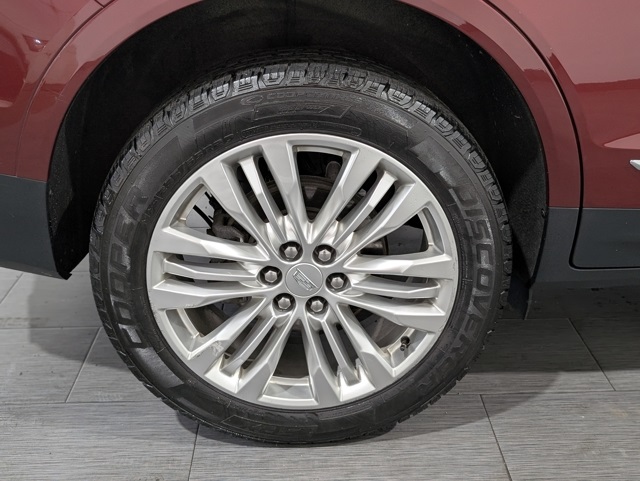 Vehicle image 33 of 35