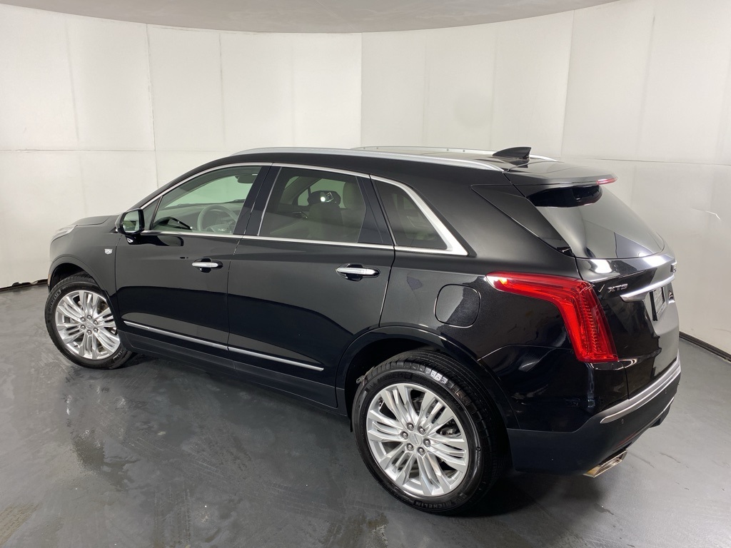 Vehicle image 7 of 35