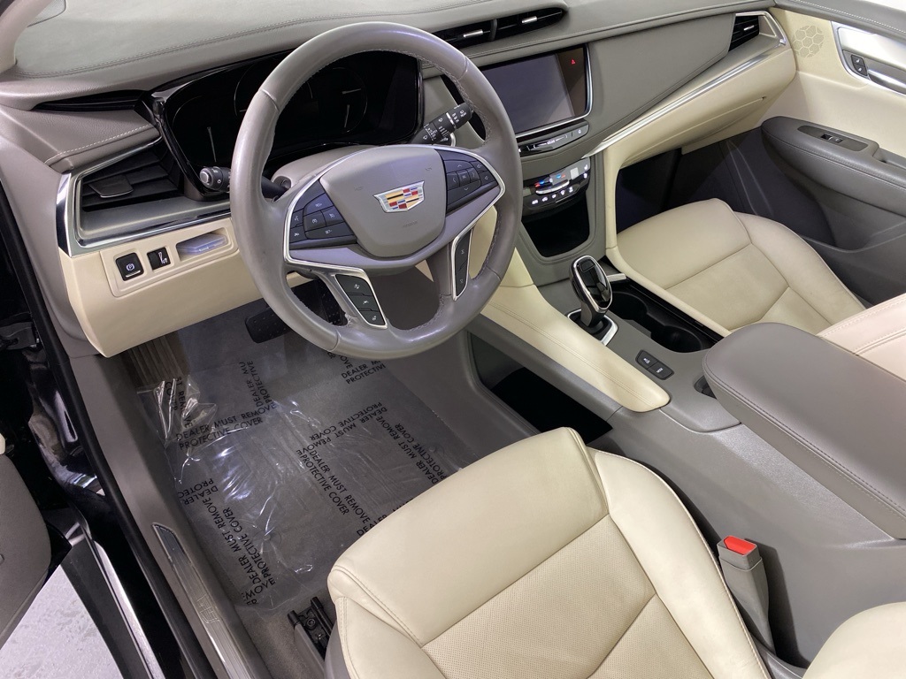 Vehicle image 12 of 35