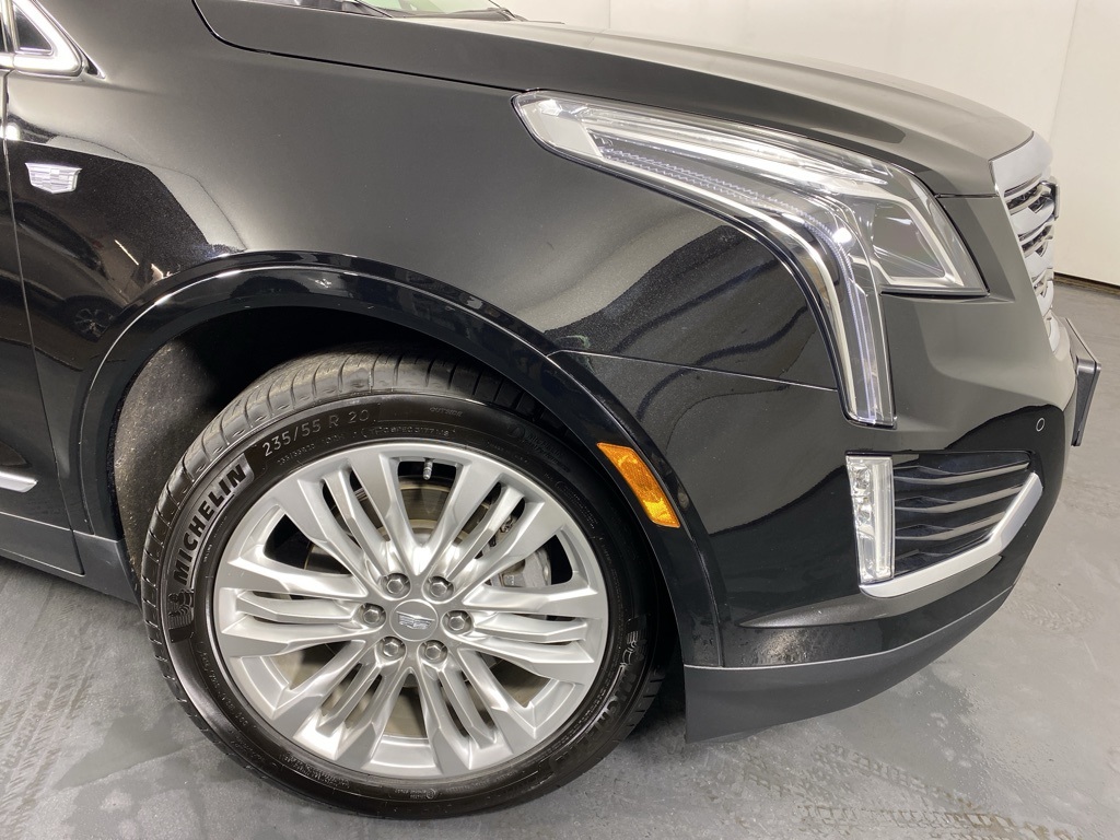 Vehicle image 8 of 35