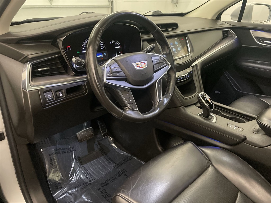 Vehicle image 4 of 32