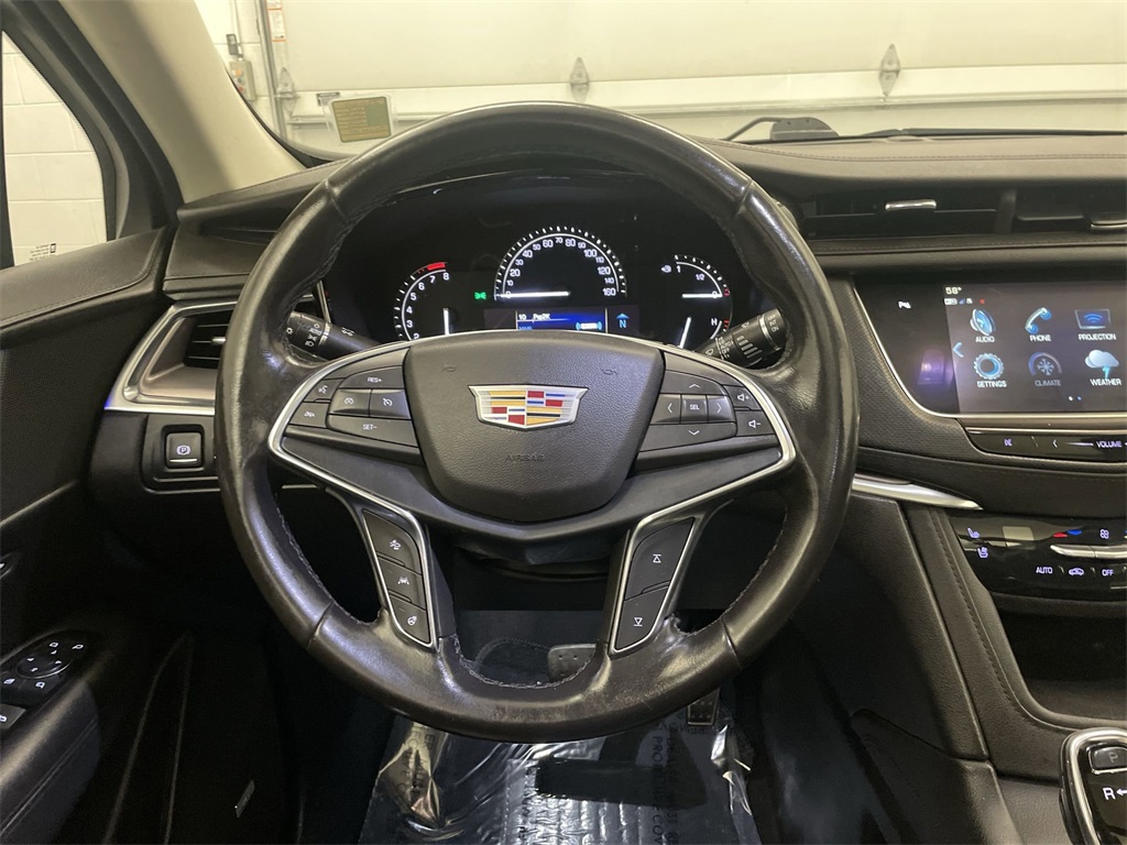 Vehicle image 5 of 32