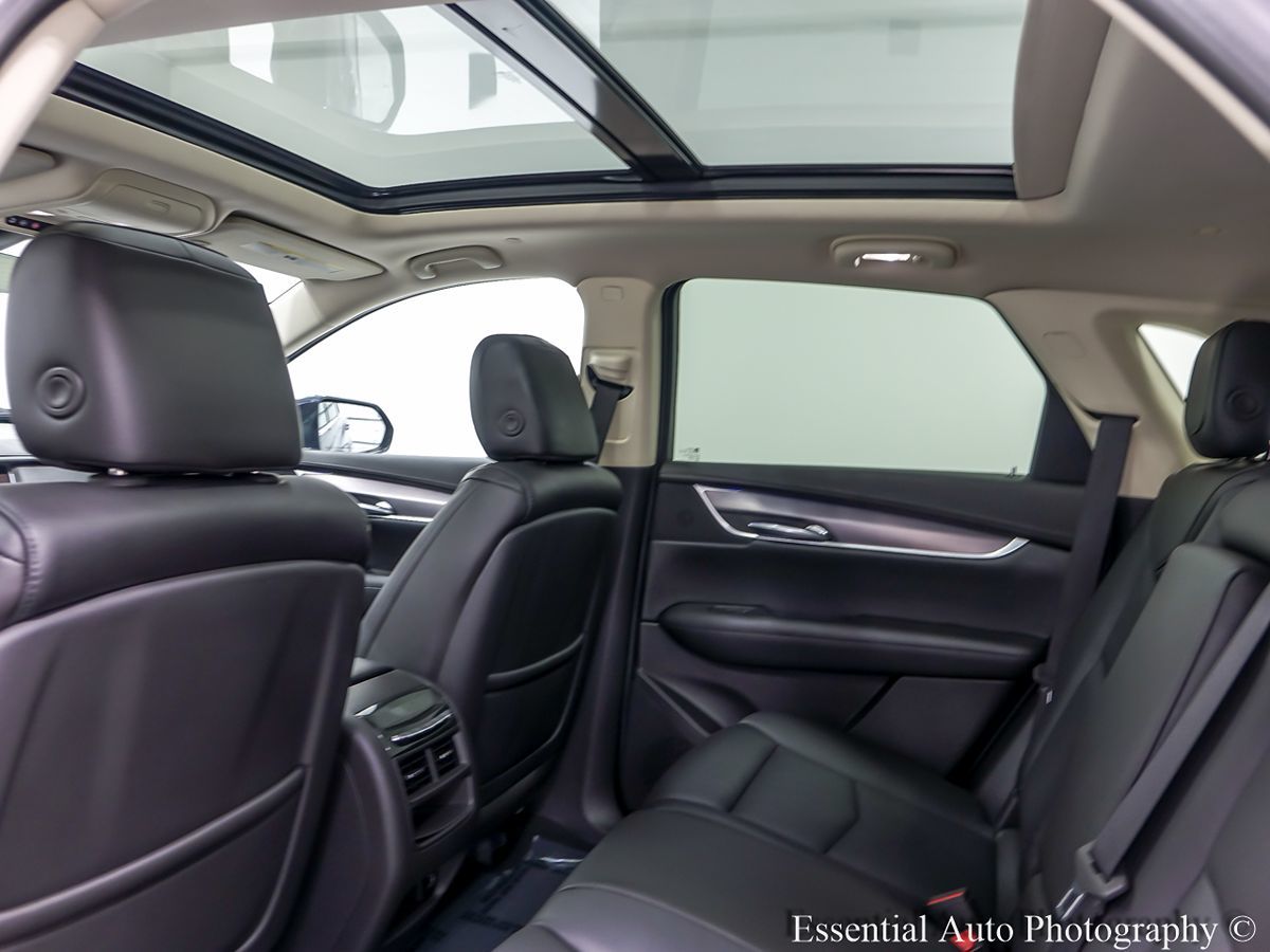 Vehicle image 15 of 37