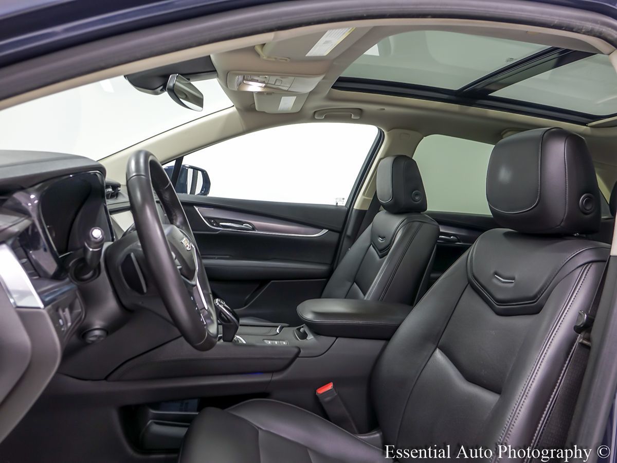 Vehicle image 12 of 37