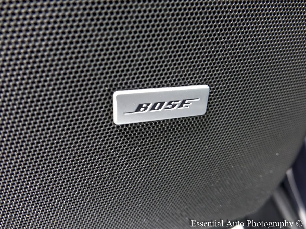 Vehicle image 27 of 37