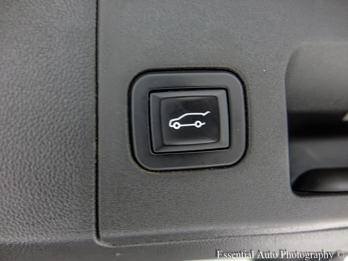 Vehicle image 30 of 37