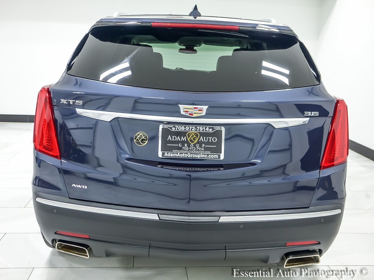 Vehicle image 10 of 37