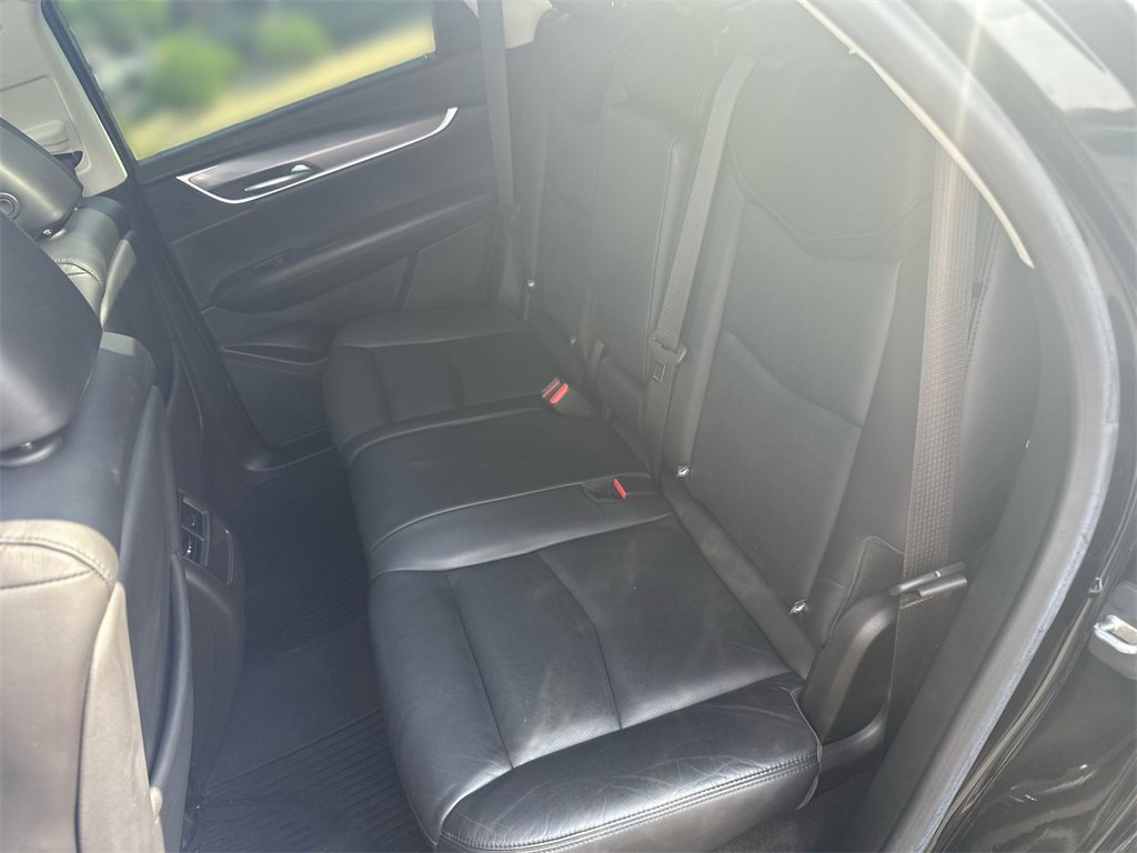 Vehicle image 24 of 25
