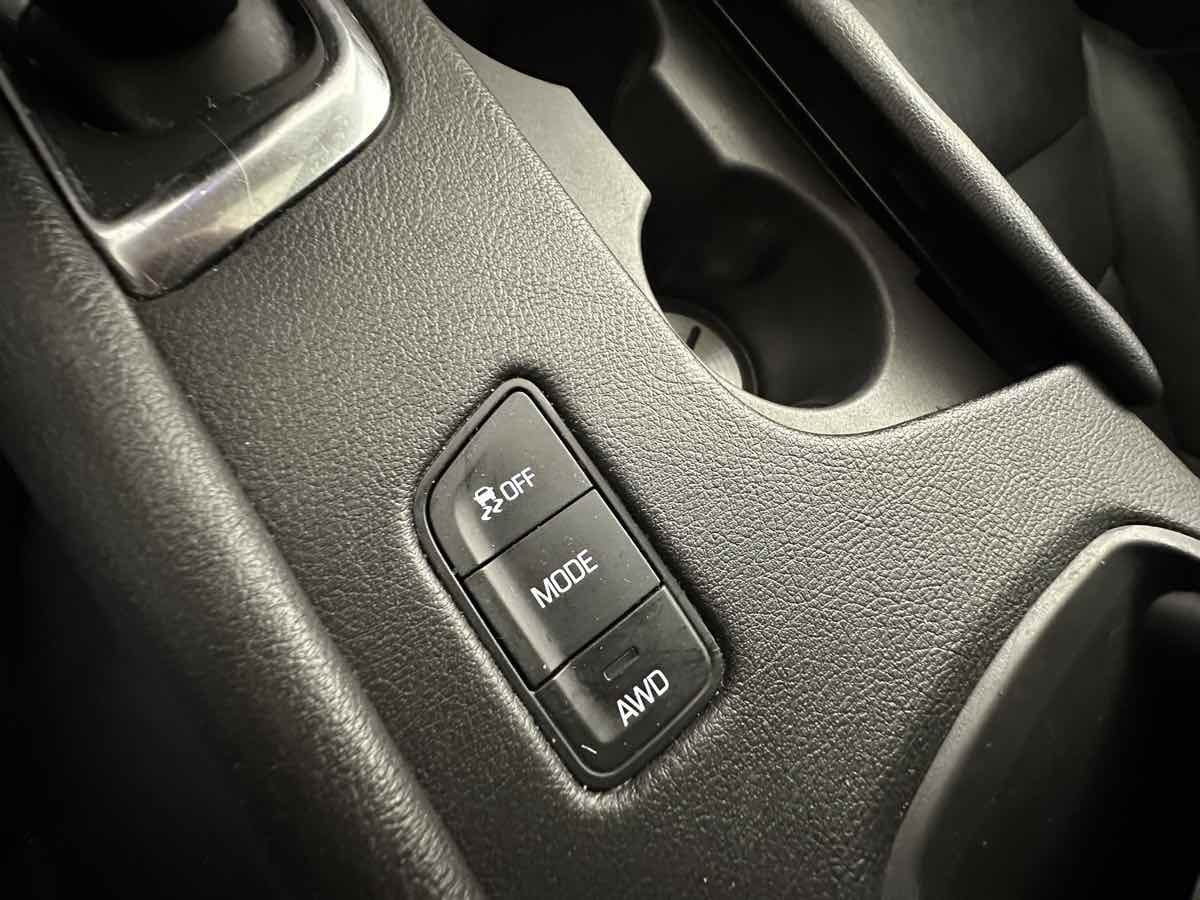 Vehicle image 41 of 46