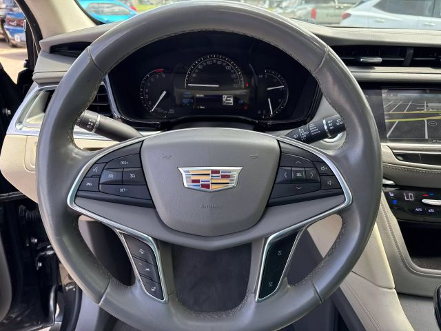 Vehicle image 16 of 28