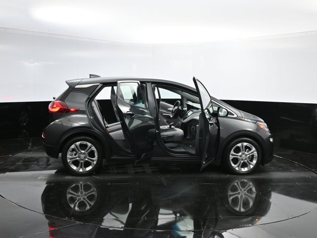 Vehicle image 15 of 41