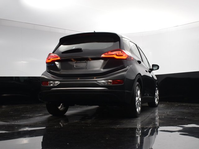 Vehicle image 22 of 41