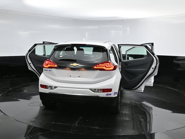 Vehicle image 21 of 41