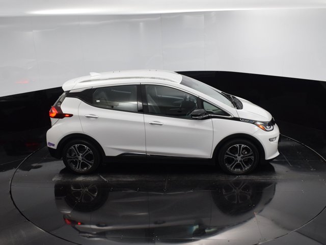 Vehicle image 12 of 41